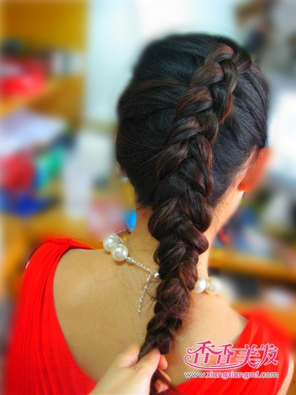 <em>女生剪什么发型</em>好看+<em>夏季女生</em>发型(2)