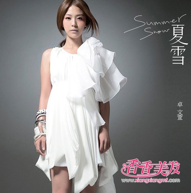 图片大全颜色2012年最流行头发图片瘦脸(2)烫发式发型复古短款女星图片
