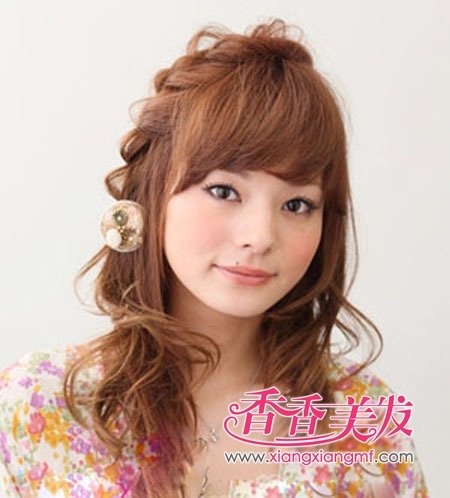 及眼刘海<em>卷发</em> 今年<em>流行</em>的<em>卷发型女</em>(7)_www.xia