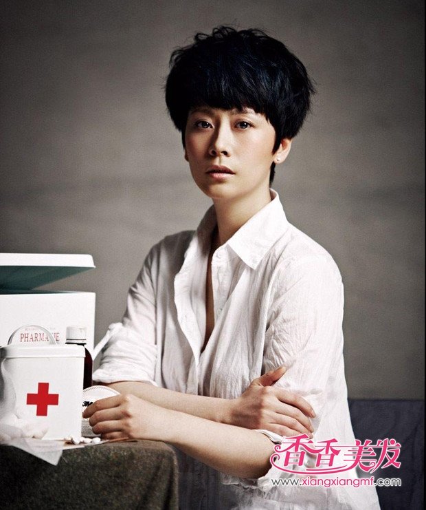 <em>明星</em>bob<em>头</em> 2012流行中长bobo头