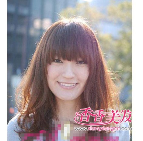 2012头发图片a图片系带(3)_xiangxiangmf发型长款造型短发搭配大衣图片