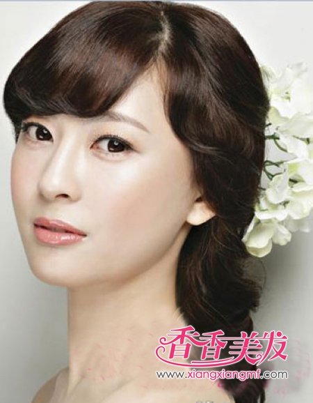 新娘<em>韩式发型</em> 2012年最流行<em>影楼</em>新娘发型(4)