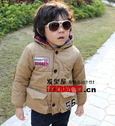 12岁<em>男生发型</em>_<em>男生发型</em>图片及名称_莫西干男