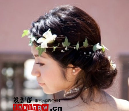 最可爱的新娘发型 新娘最新发型教程详解(4)