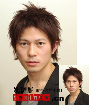 个性出彩的男生<em>怎么梳好看的发型</em> 男生梳头发型