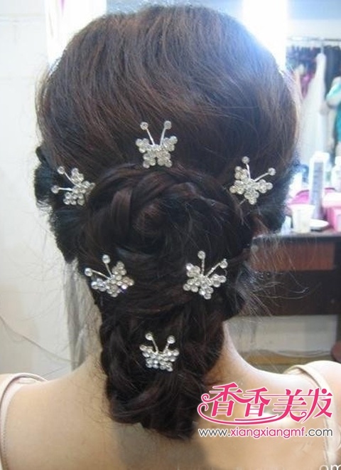 <em>头发</em>怎么编出好看的辫子 <em>编头发</em>的最<em>简单</em>方法