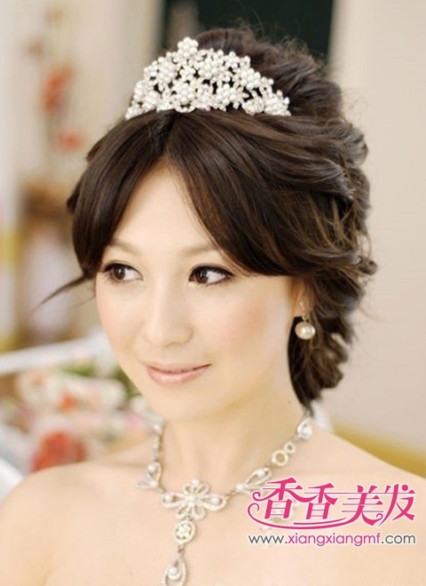 <em>头发</em>怎么编出好看的辫子 <em>编头发</em>的最简单方法