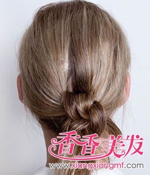 <em>怎么编头发</em> 纽扣结编发图解分析(4)