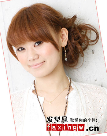 扎<em>头发</em>的方法-<em>简单</em>扎发<em>技巧</em>-扎<em>头发</em>的发型-韩式