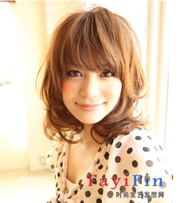 可爱的国字脸适合什么短发 女生国字脸短发发