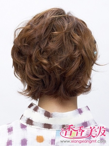 韩式<em>短发盘发</em>图解 韩式短发盘头有哪些细节(4