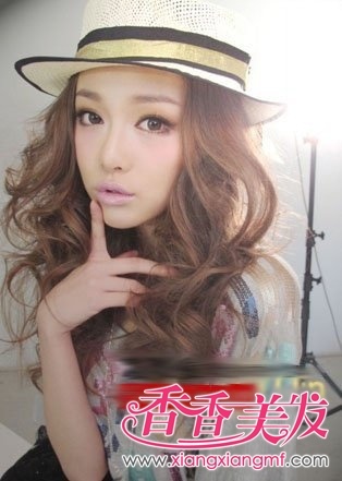 全面的名称烫发大衣女生种类好看图片配图片什么女生衣服图片