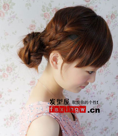 飘逸的<em>长头发怎样盘</em>好看 <em>长头发</em>的盘法图片展