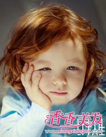 <em>小女孩卷发发型</em>是怎样的(2)