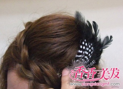 中<em>学生</em>发型<em>扎法图解</em>(3)