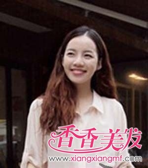 漂亮女生电发发型图片 最新时尚电发发型(2)