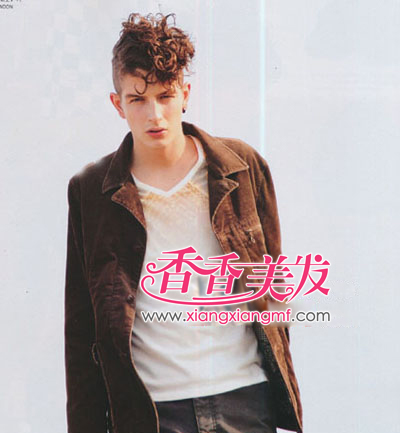 <em>男生烫发发型大全</em>讲解(2)