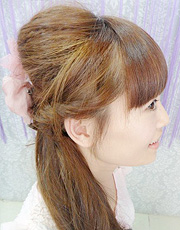 盘头发的方法图解-如何编头发-扎头发的技巧-梳