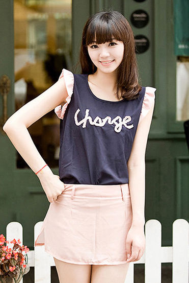 2013年最流行的中<em>长发内扣梨花头发型</em>