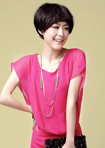 魅力<em>中年</em>女性波波<em>头发型</em> 波波<em>头发型</em>图片欣赏