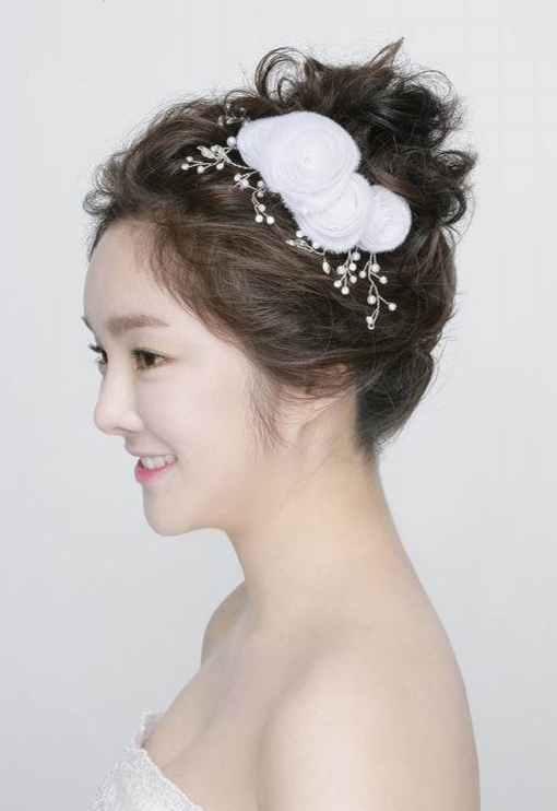 优雅浪漫的韩式新娘盘发(2)