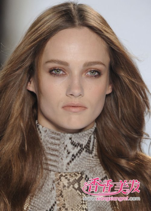 �зַ���2012����ͷ����ɫͼ