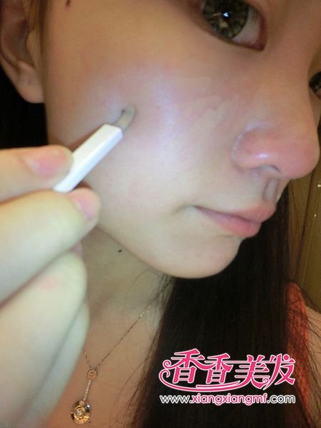 ����β+��ױ����ϵ��������