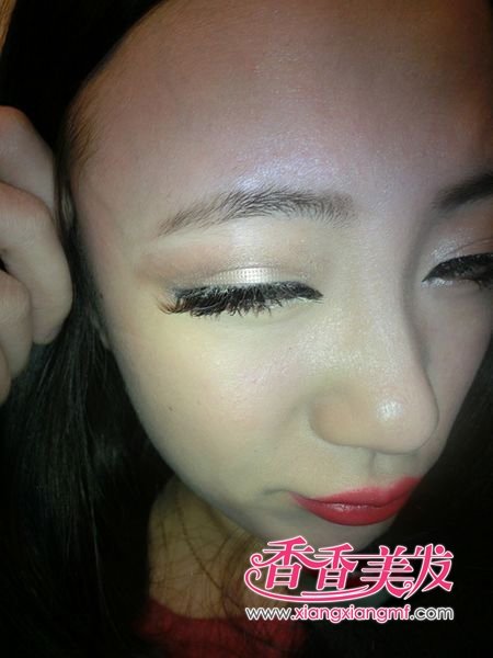 ����β+��ױ����ϵ��������