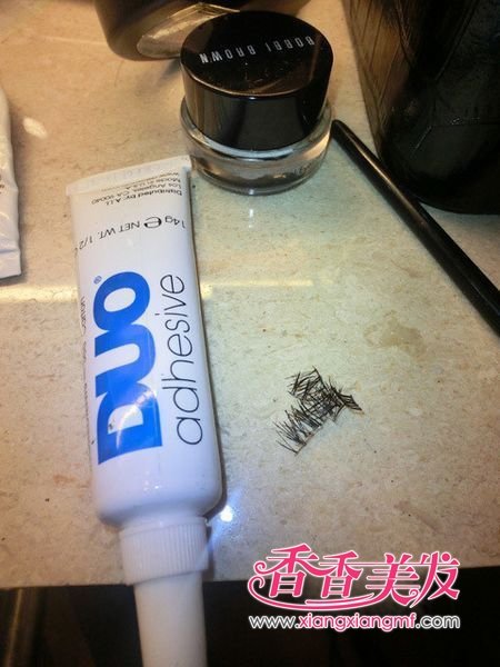 ����β+��ױ����ϵ��������