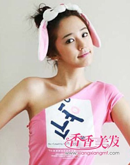 ���շ��͡�2012�������еķ�����ɫ