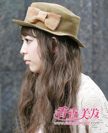 2012���з��ͺ���ɫ��ñ�ӷ���