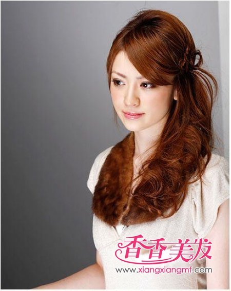 ����OL���͡�2012�������еķ��ͺ���ɫ