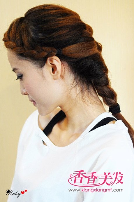 ���ͽ�ѧ��2012�������еķ��͵���ɫ