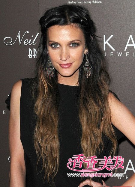 ����˫��ɫ��2012����ͼƬ