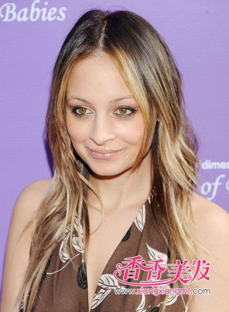 ����˫��ɫ��2012����ͼƬ