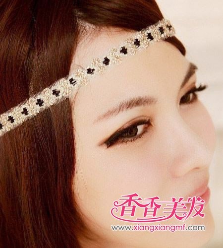 �ٱ䷢����90��Ů������ͼƬ