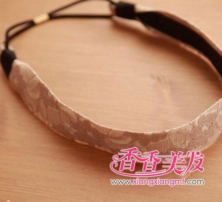 �ٱ䷢����90��Ů������ͼƬ