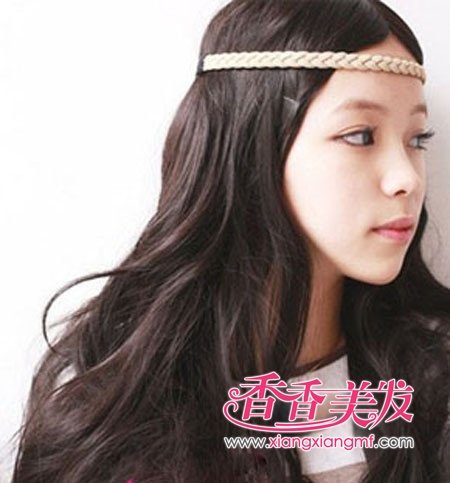 �ٱ䷢����90��Ů������ͼƬ