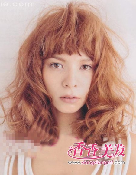 ���з��͡�2012�������еķ���ɫ