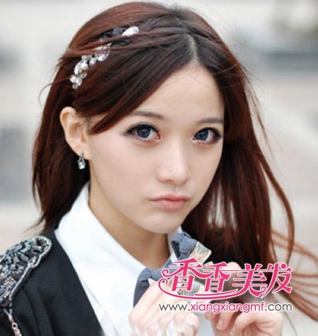 ���з��͡�2012�������еķ���ɫ