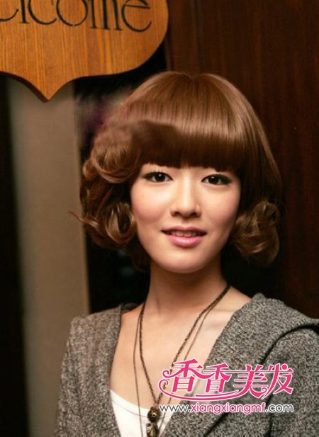 ���е���ͷ��2012Ů�����м�������ʲô��ɫ