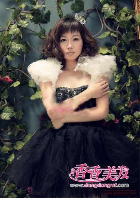 ���е���ͷ��2012Ů�����м�������ʲô��ɫ