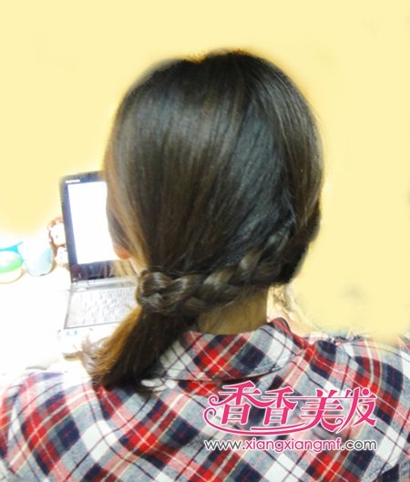 ��ѧ����β��Ů��2012������ʲôͷ��