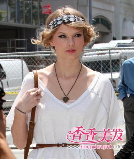 �����Ƿ�����2012�����еķ�����ɫ