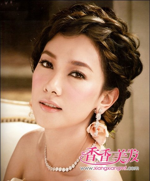 ����������2012Ů�̷���