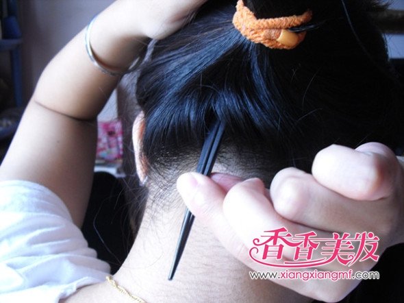 �ϰ����̷�������Լ���ͷ��