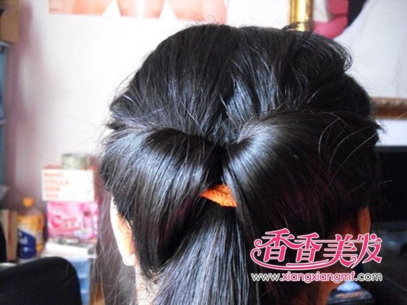 �ϰ����̷�������Լ���ͷ��