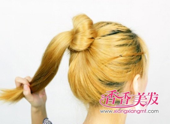 ���·��͡�2012��ͷ��������ɫ