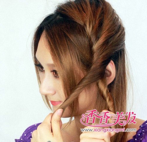 ���·��͡�2012��ͷ��������ɫ