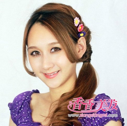 ���·��͡�2012��ͷ��������ɫ